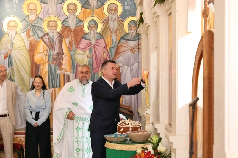 Градска и храмовна слава у Горњем Милановцу